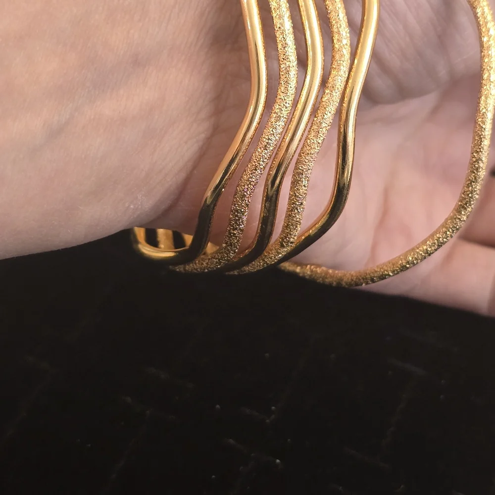 Elegant Gold-Tone Bangle Set